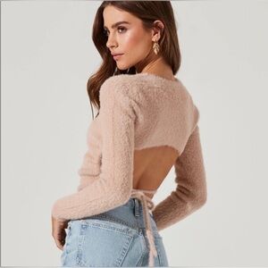 ASTR THE LABEL Back Cutout Sweater - Blush NWT, S